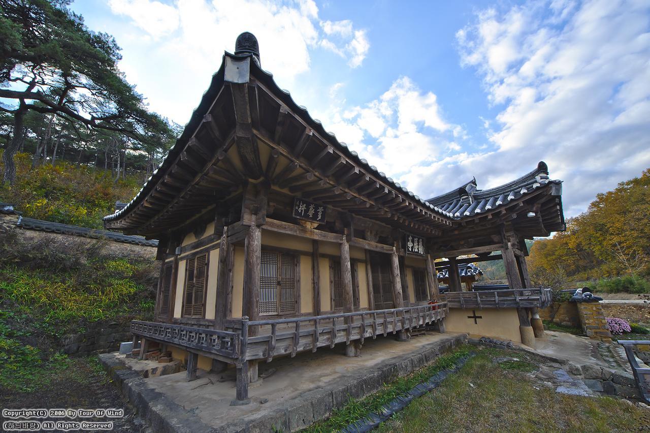 Gwiae Traditional House Yeongcheon Exteriör bild