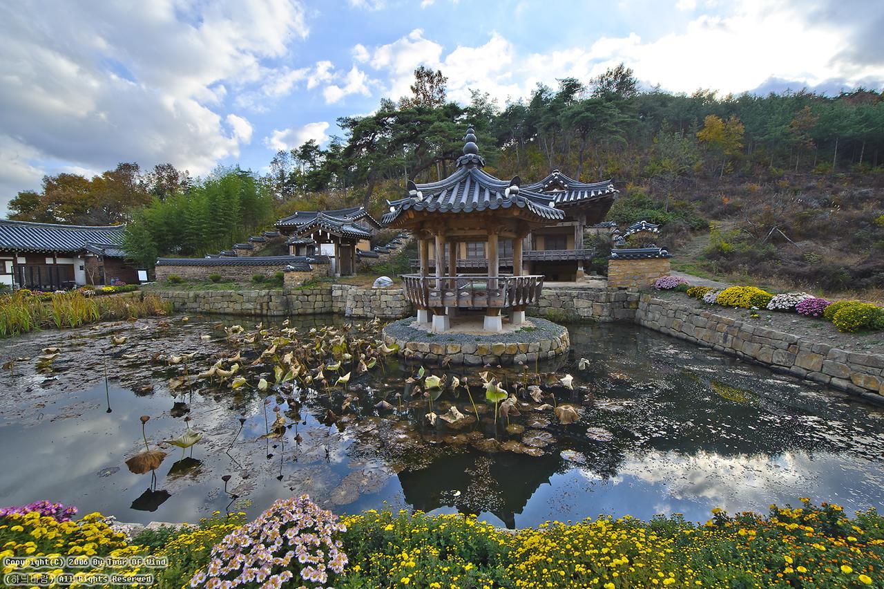 Gwiae Traditional House Yeongcheon Exteriör bild