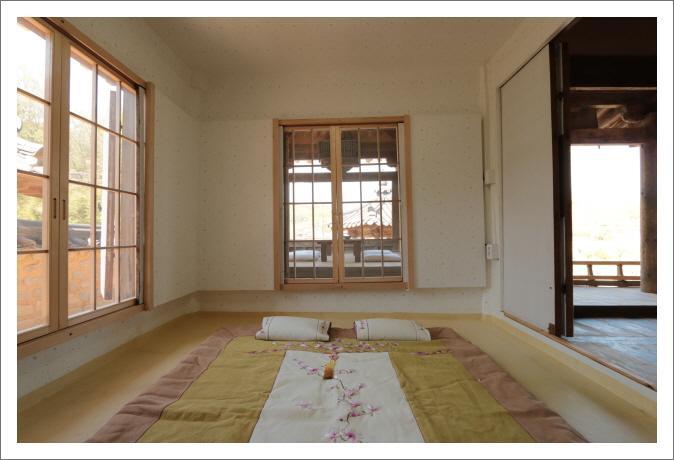 Gwiae Traditional House Yeongcheon Exteriör bild